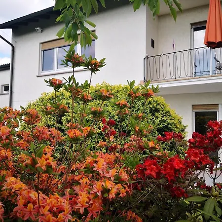 Konukevi Aufenhalt In In Ruhiger Und Lage