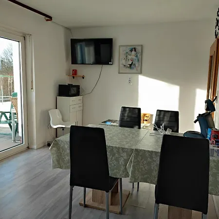 Aufenhalt In In Ruhiger Und Lage *