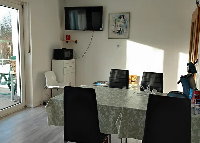 Aufenhalt In In Ruhiger Und Lage *